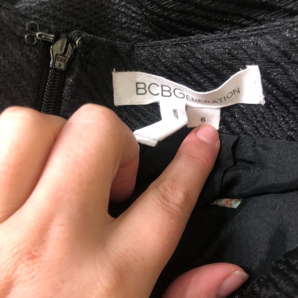 Bcbgeneration Black Shorts - Picture 2 of 3